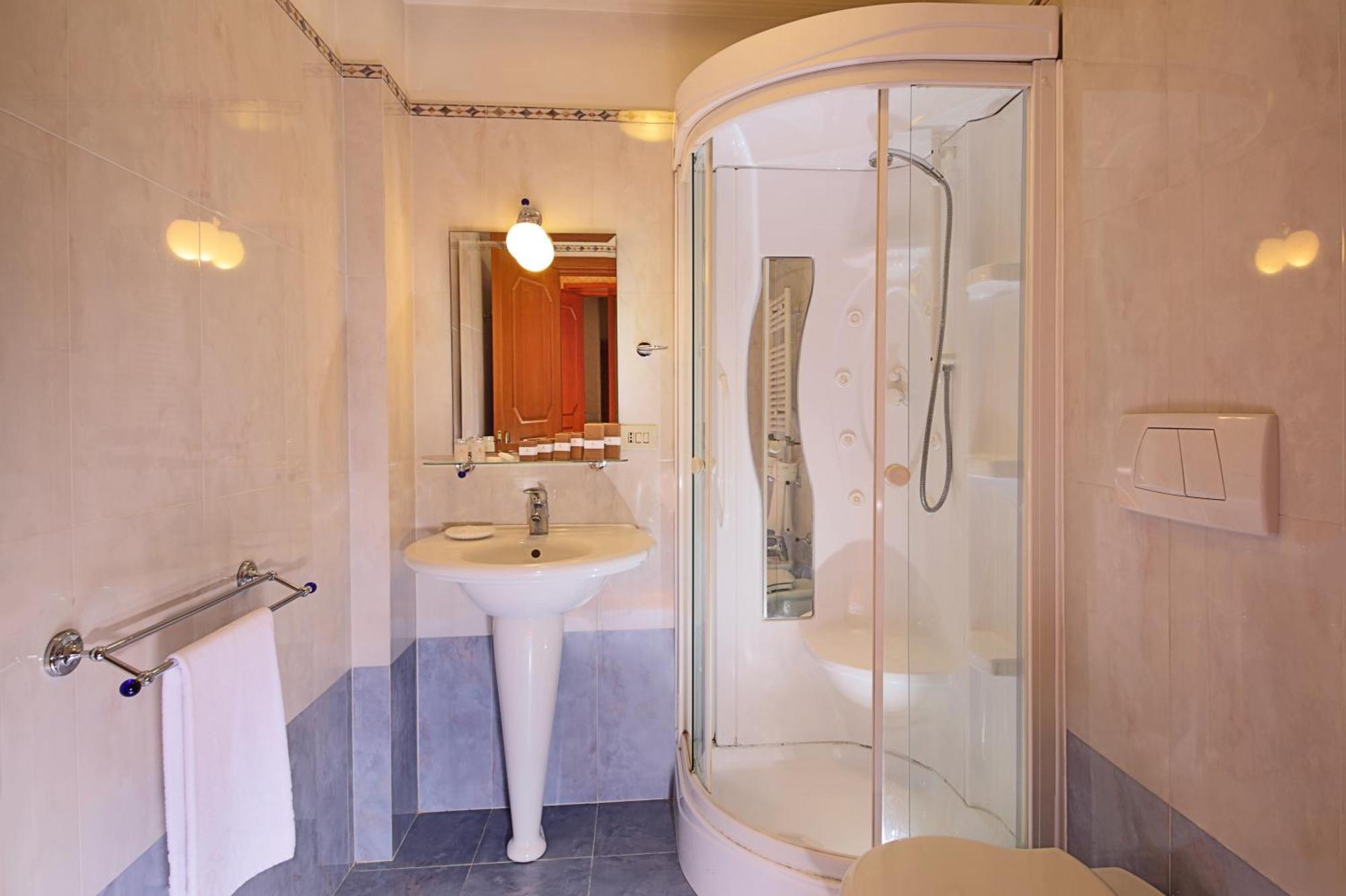 Large Family Apartment E8 Roma Ngoại thất bức ảnh
